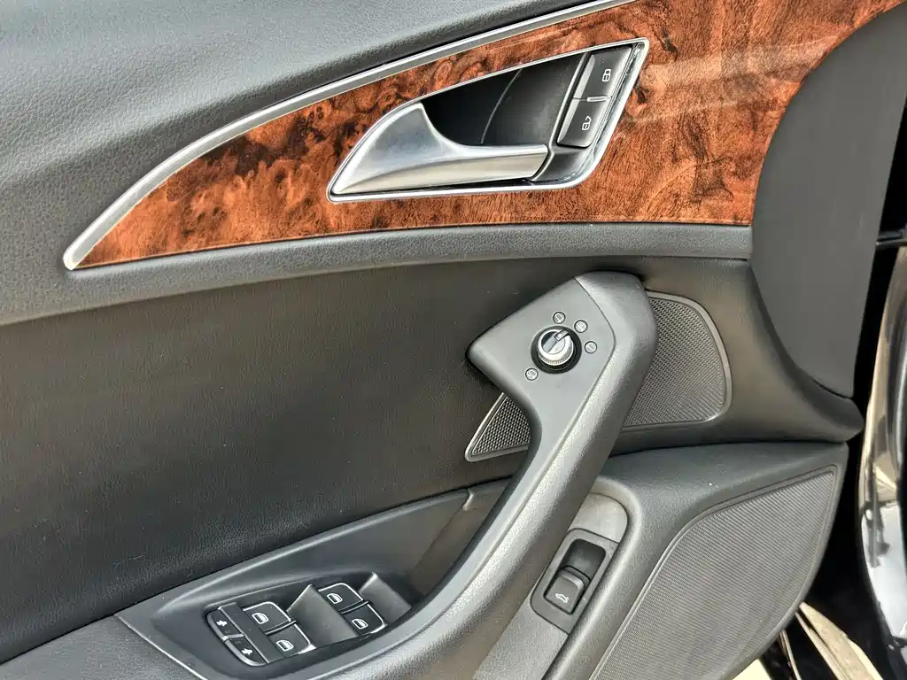 Audi A6L 2014 — фото 10