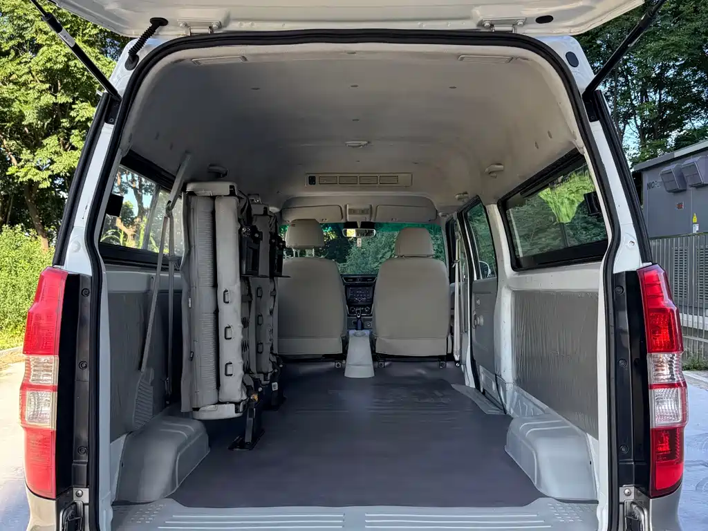 Jinbei New Hiace X30L 2022 — фото 10