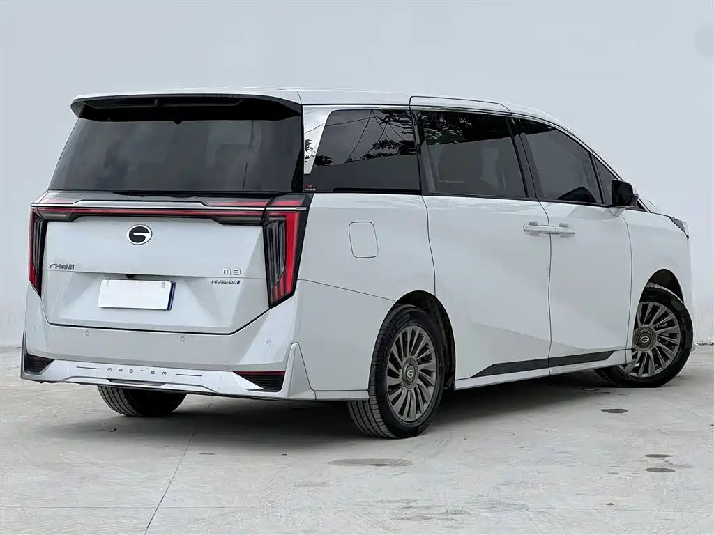 GAC Motor Trumpchi M8 2023 — фото 3
