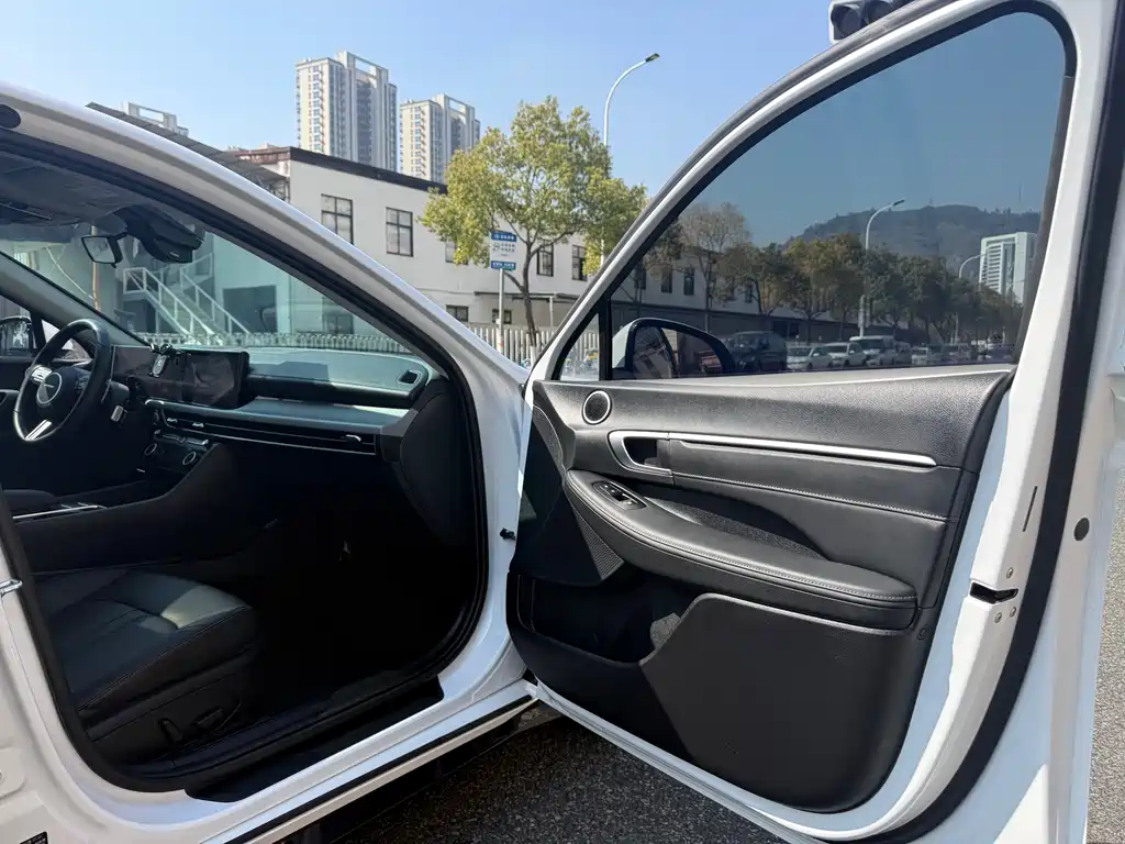 Hyundai Sonata 2025 — фото 19