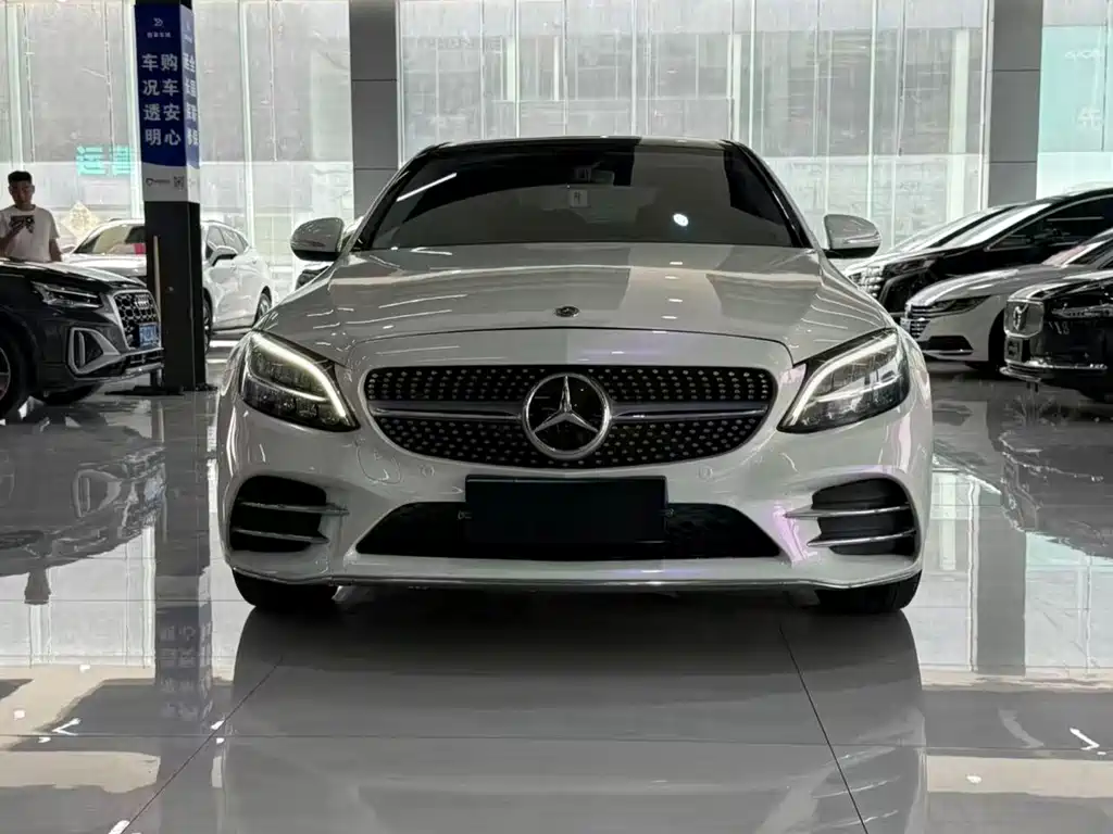Mercedes-Benz C-Class 2020 — фото 2