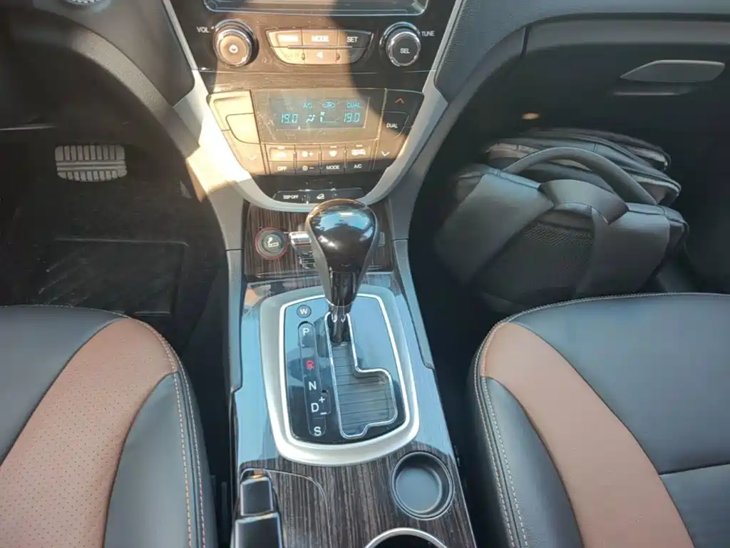 GAC Motor GS5 Super 2015 — фото 14