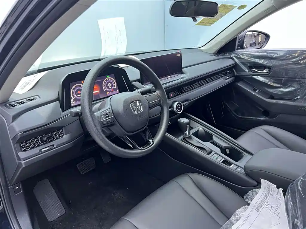 Honda Accord — фото 26
