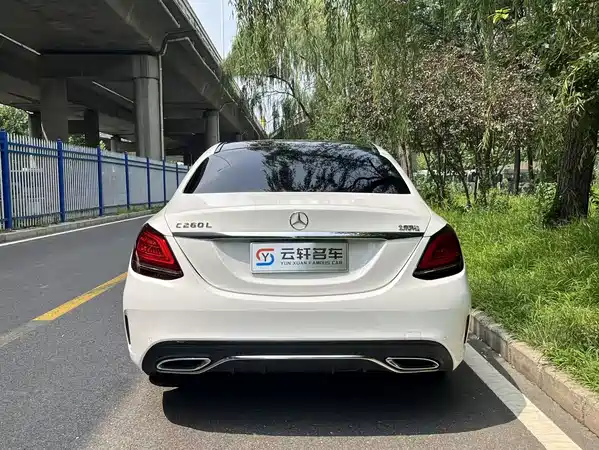 Mercedes-Benz C-Class 2021