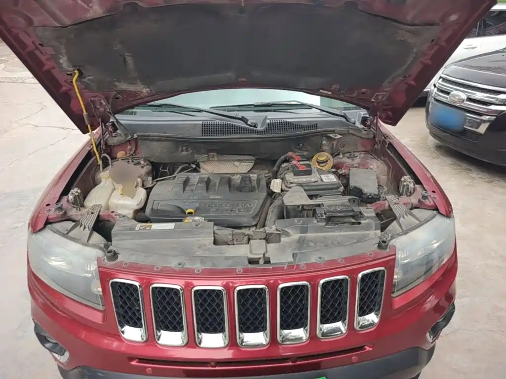 Jeep Compass 2014 — фото 20