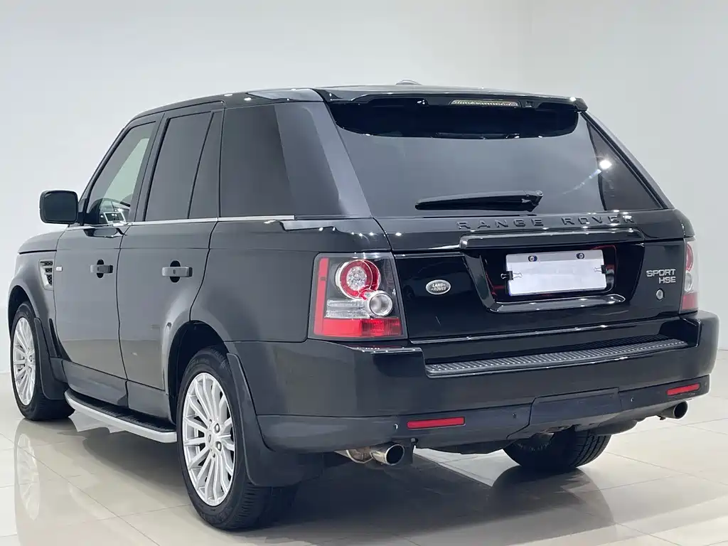 Land Rover Range Rover Sport 2011 — фото 17