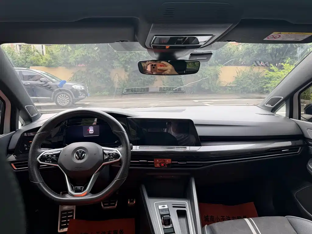 Volkswagen Golf 2021