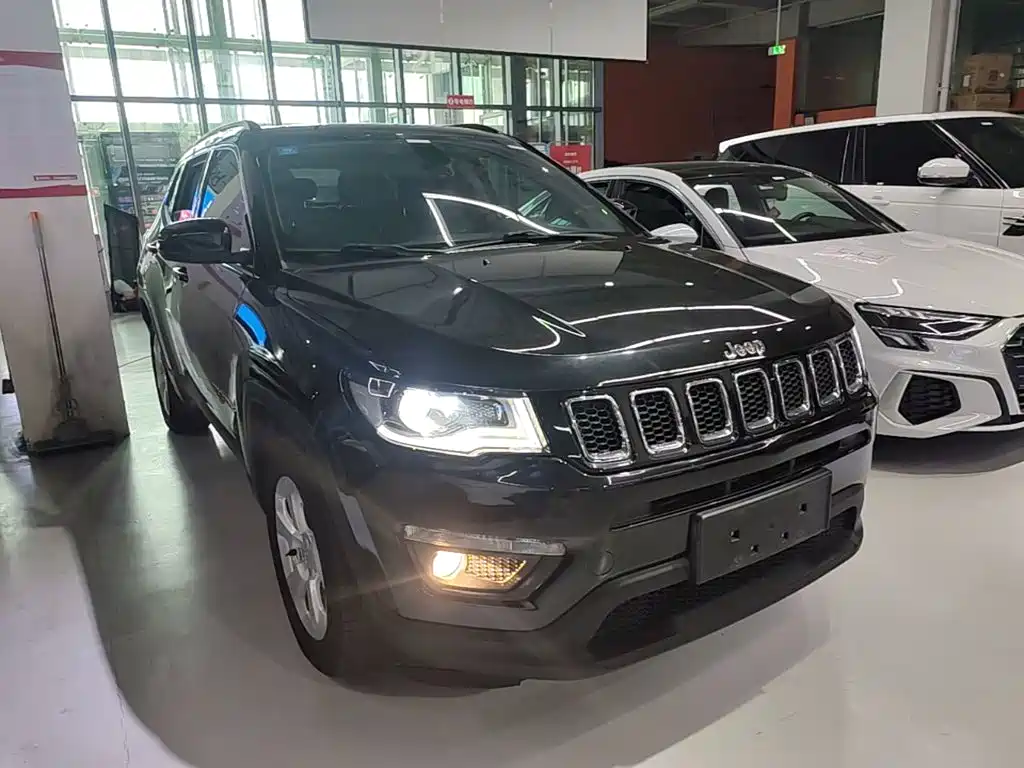 Jeep Compass 2021 — фото 22