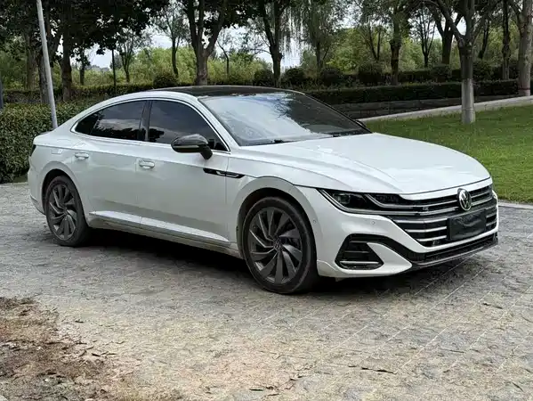Volkswagen CC 2024