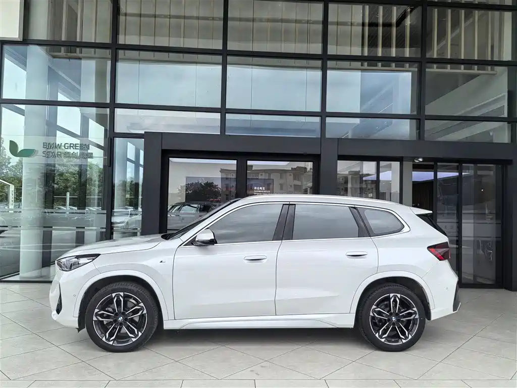 BMW X1 2024 — фото 3