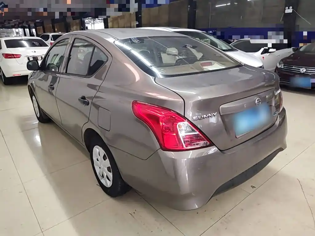 Nissan Sunny 2019