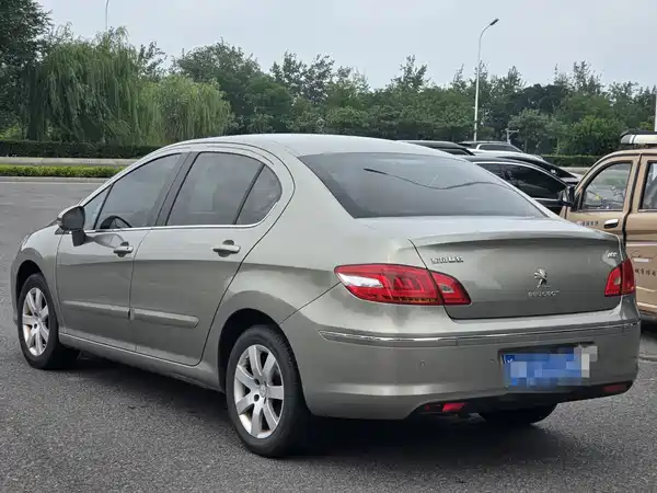 Peugeot 408 2013