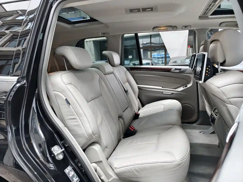 Mercedes-Benz GL-Class 2011 — фото 12