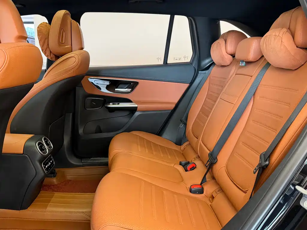 Mercedes-Benz GLC 2023 — фото 15