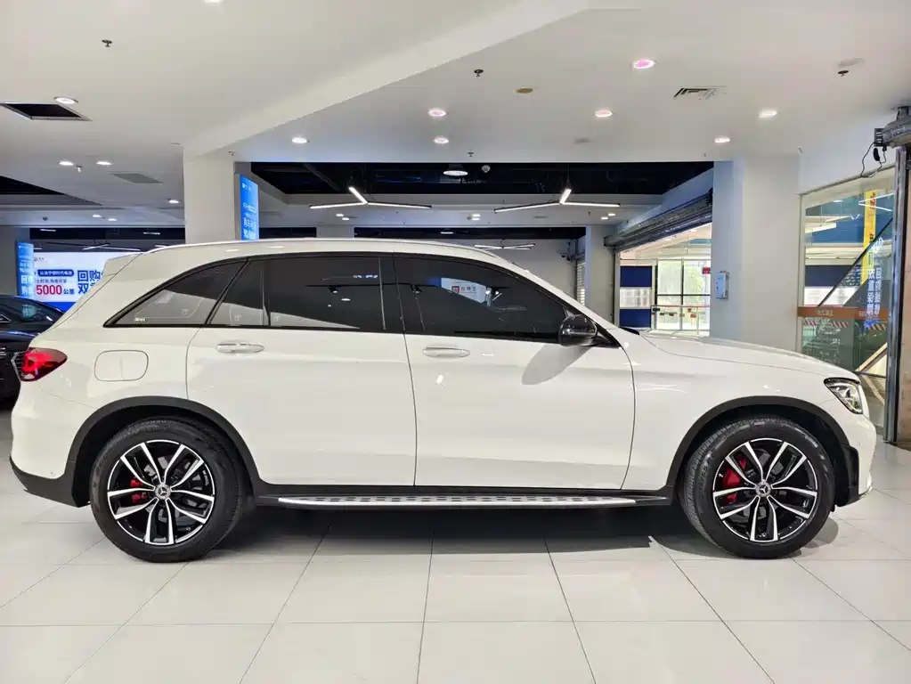 Mercedes-Benz GLC 2021 — фото 15