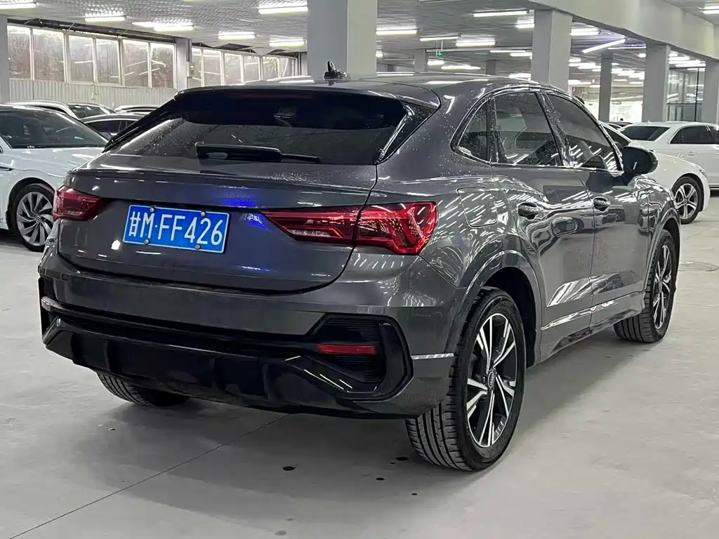 Audi Q3 Sportback 2022 — фото 9