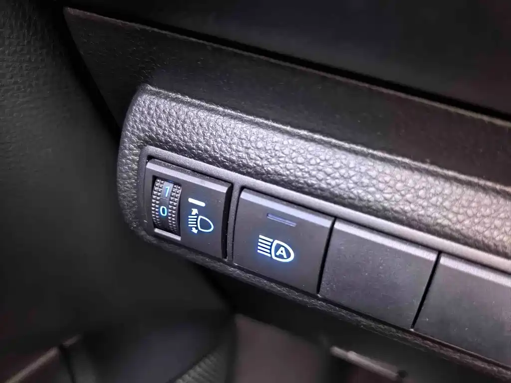 Toyota Levin 2023 — фото 24