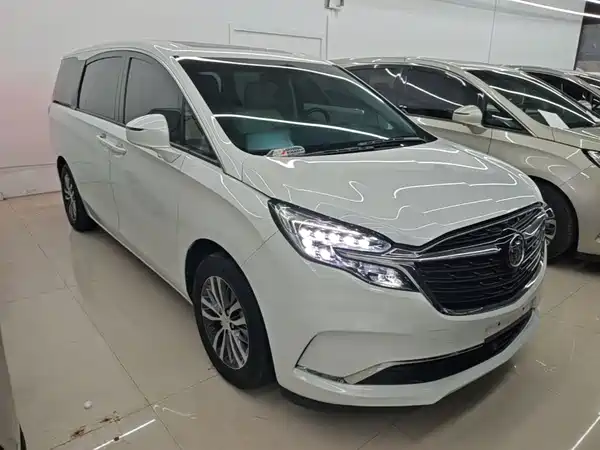 Buick GL8 2023