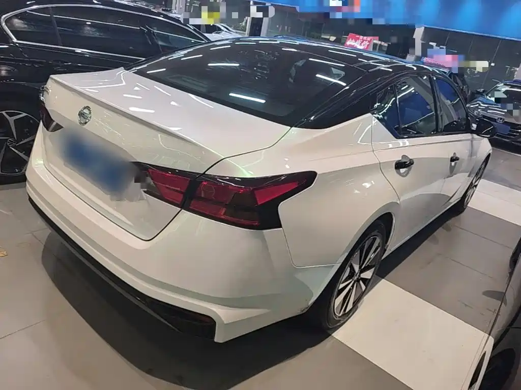 Nissan Teana 2021
