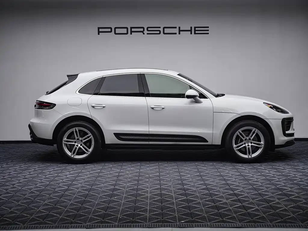 Porsche Macan 2024 — фото 12