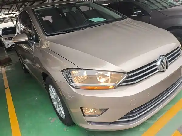 Volkswagen Golf Jialu 2016