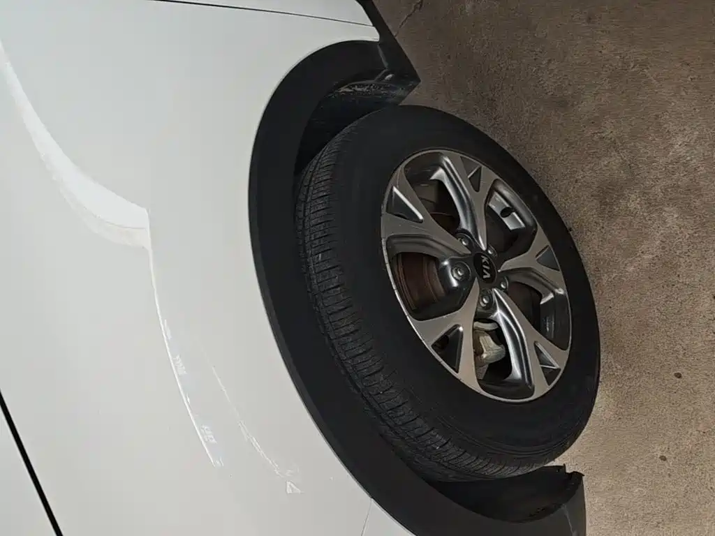 Kia KX3 2015 — фото 23