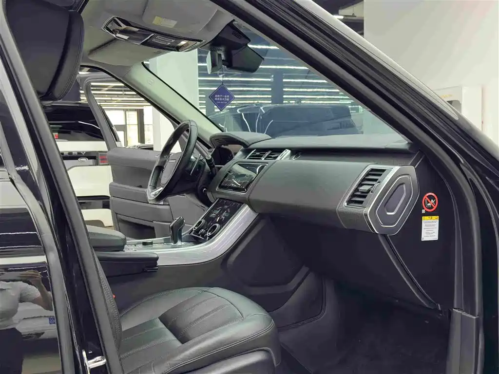 Land Rover Range Rover Sport 2018 — фото 8