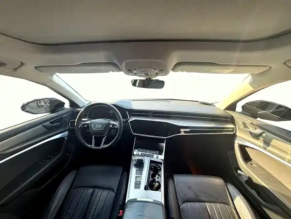 Audi A6L 2021