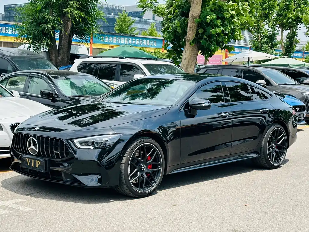 Mercedes-Benz AMG GT 2025 — фото 1