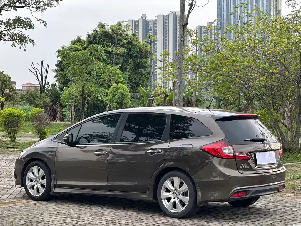 Honda Jade 2015 — фото 10