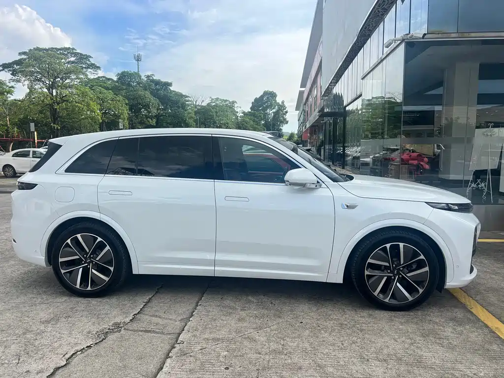 Li Auto Li L7 2026