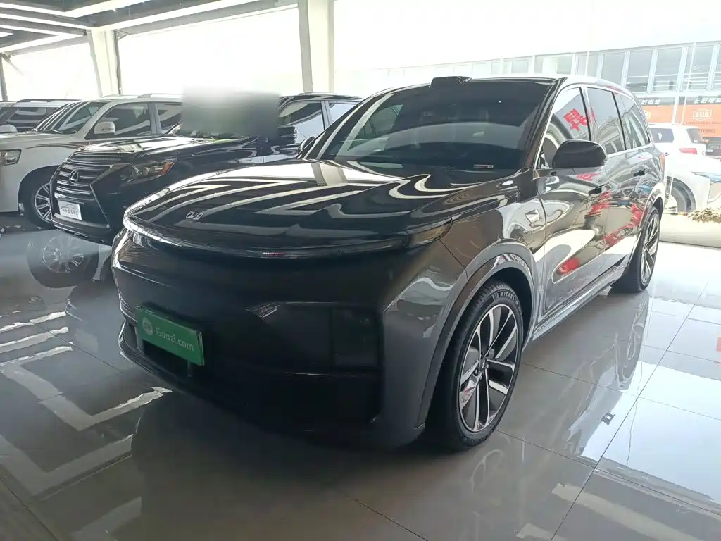 Li Auto Li L9 2025