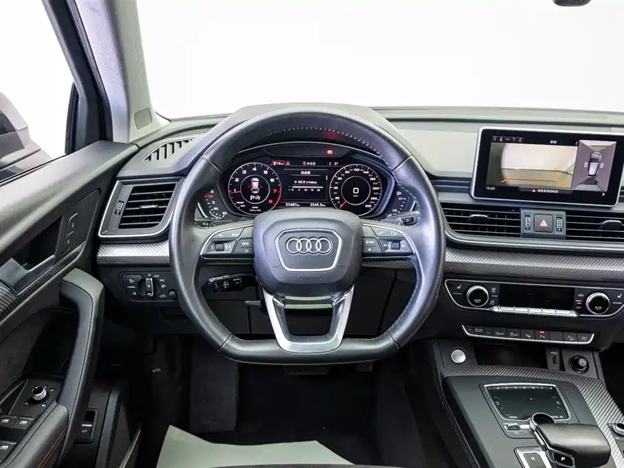 Audi Q5L 2021 — фото 19