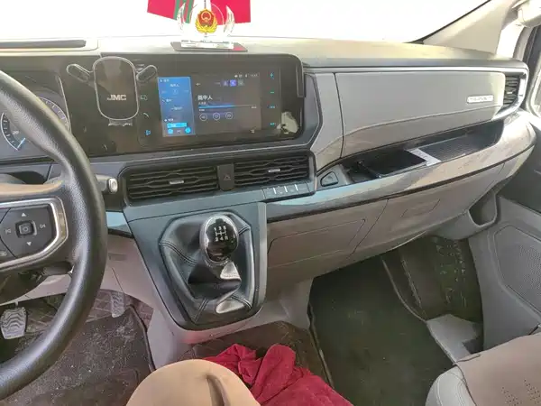 Ford Transit 2024