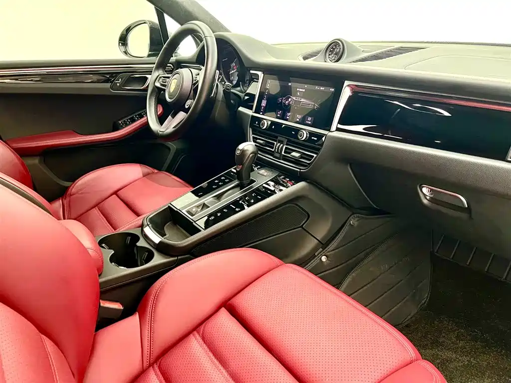 Porsche Macan 2023 — фото 10