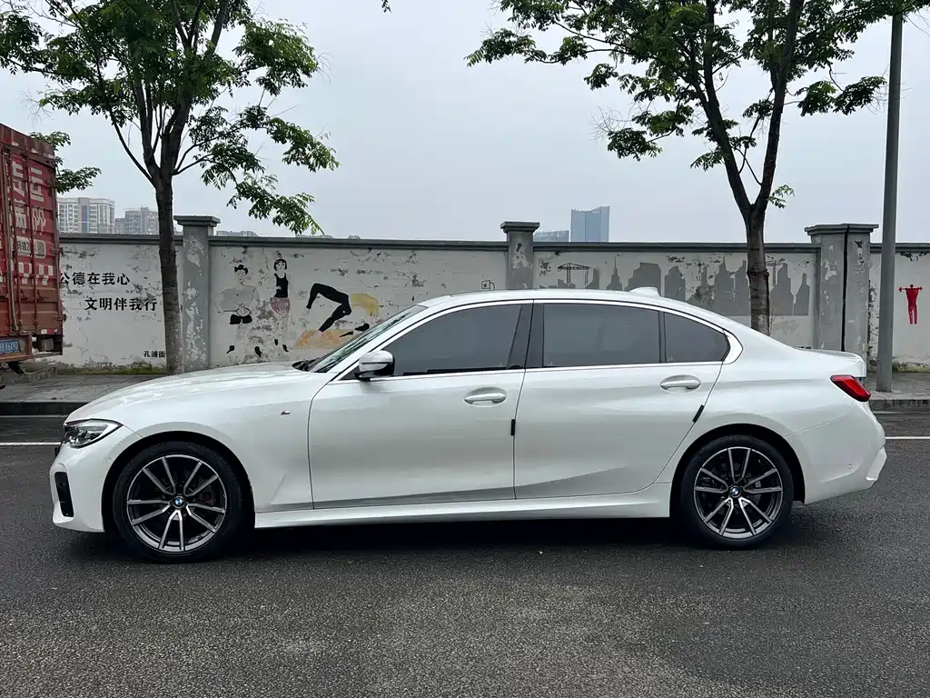 BMW 3 Series 2020 — фото 13