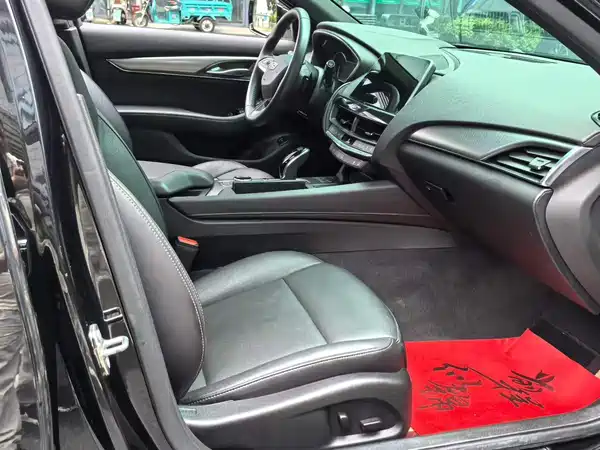 Cadillac CT5 2023