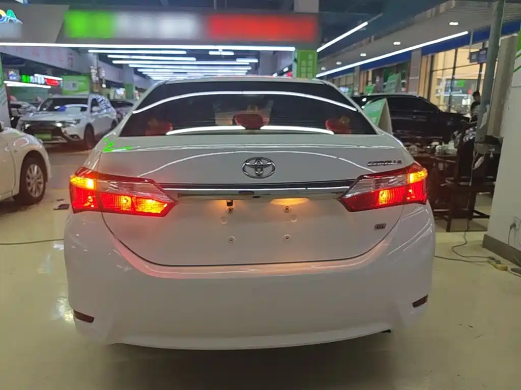 Toyota Corolla 2016 — фото 6
