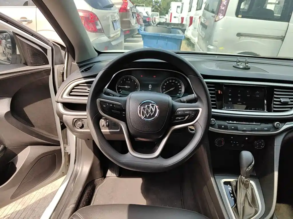 Buick Excelle GT 2022 — фото 11