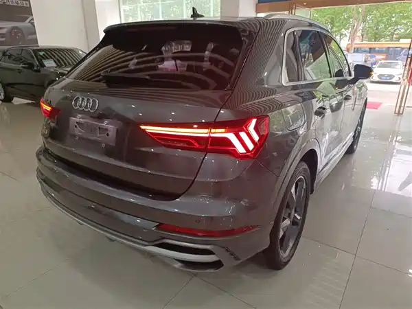 Audi Q3 2021
