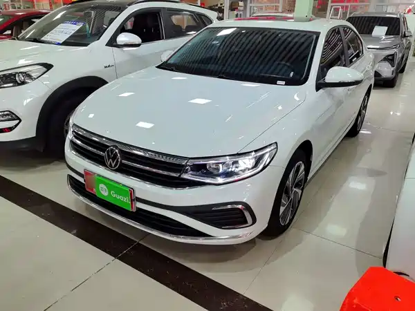 Volkswagen Bora 2025