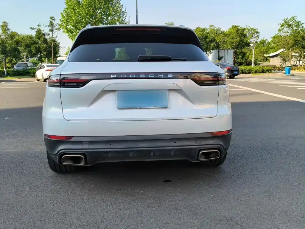 Porsche Cayenne 2020