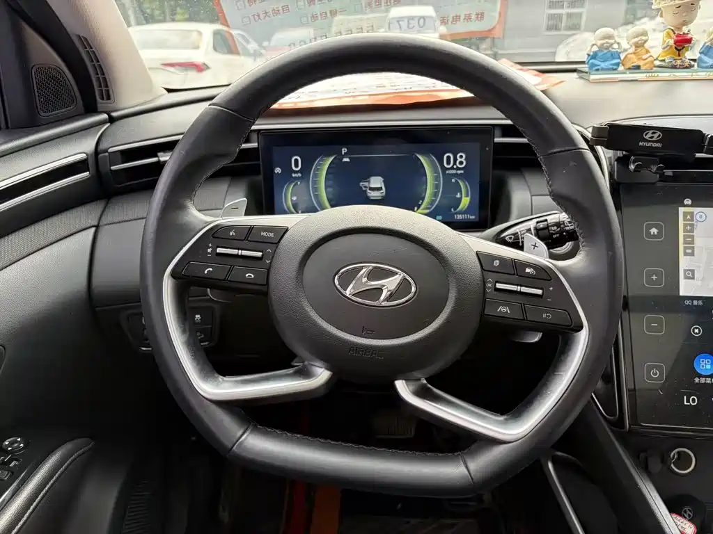 Hyundai Tucson 2022 — фото 11