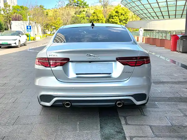 Jaguar XEL 2022