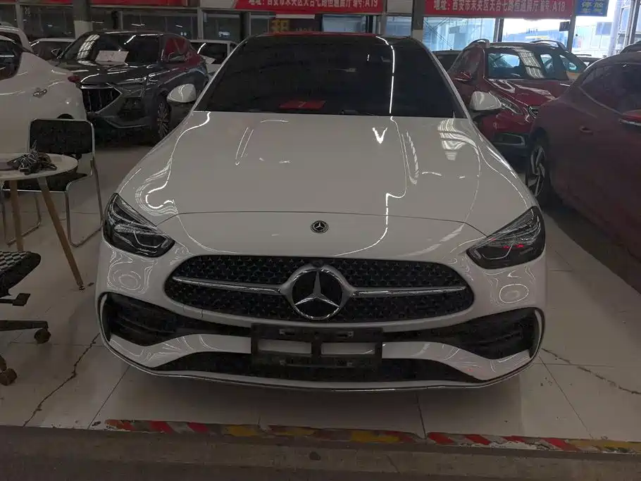 Mercedes-Benz C-Class 2024