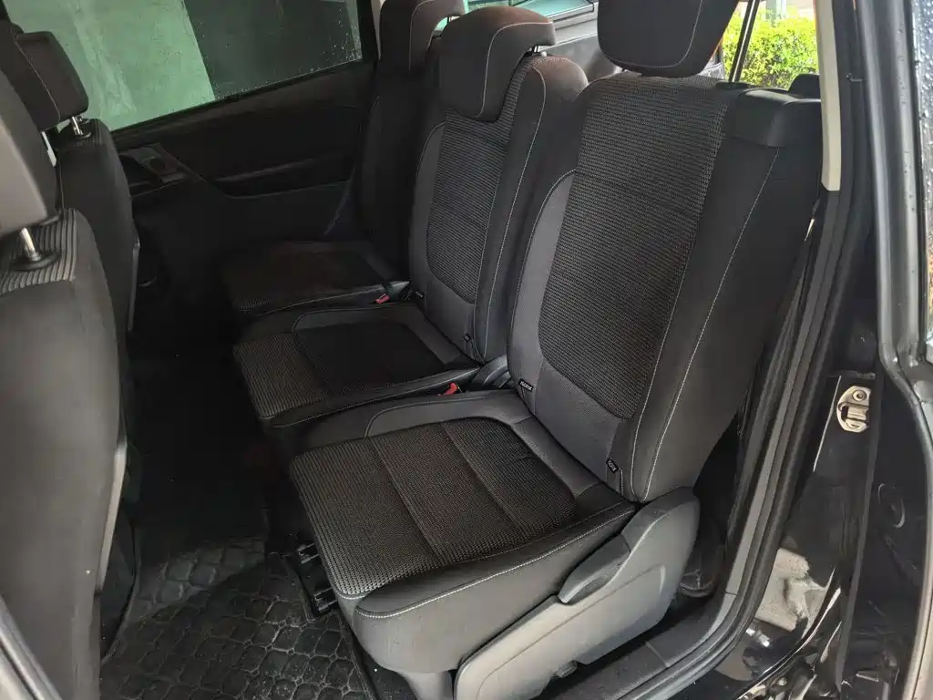 Volkswagen Sharan 2018 — фото 15