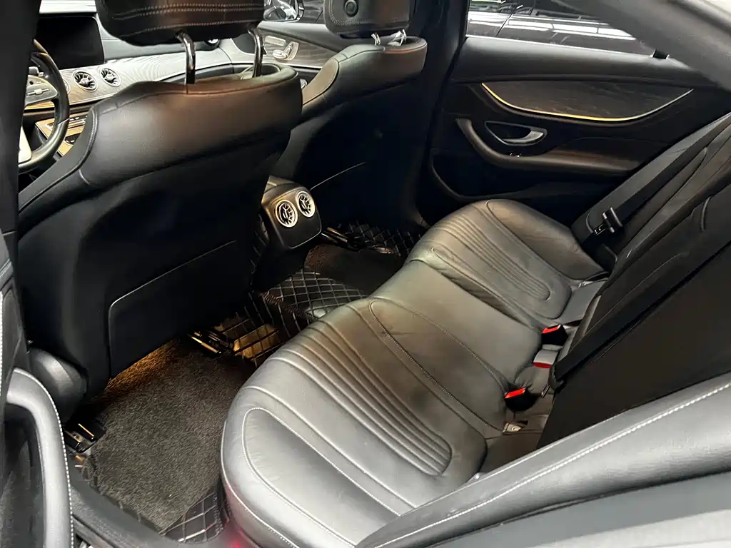 Mercedes-Benz CLS 2020 — фото 13