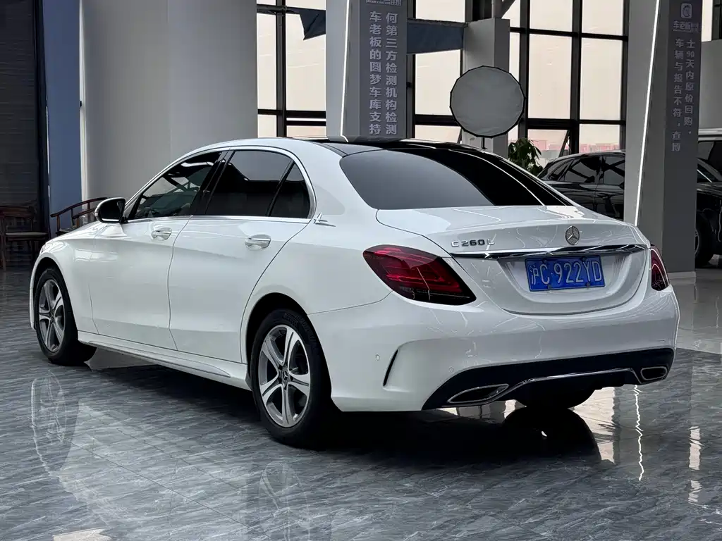 Mercedes-Benz C-Class 2021 — фото 4