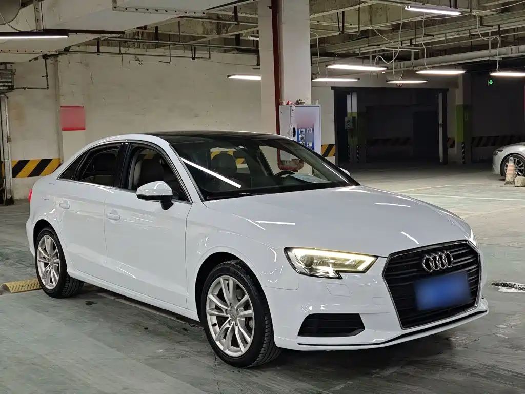 Audi A3 2017 — фото 11