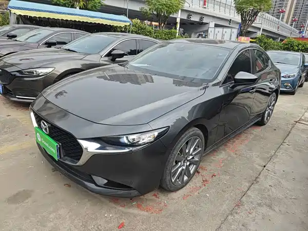 Mazda 3 Axela 2021